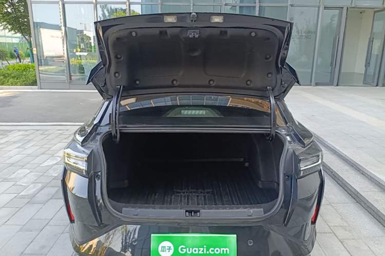 Used Dongfeng Aeolus Yixuan 2024 1.5T Automatic Jingqing Edition Trunk