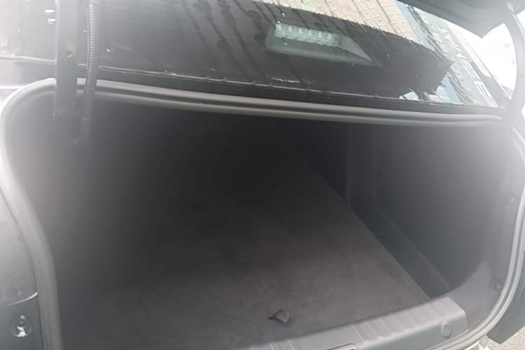 Used Dongfeng Aeolus Yixuan 2024 1.5L Automatic JingSu Edition Trunk