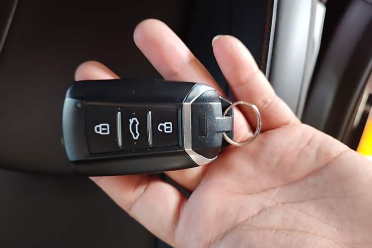Used Dongfeng Aeolus Yixuan 2024 1.5L Automatic JingSu Edition Vehicle Key