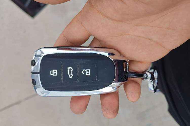 Used Dongfeng Aeolus Yixuan 2024 1.5L Automatic JingSu Edition Vehicle Key