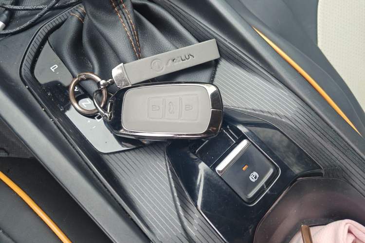 Used Dongfeng Aeolus Yixuan 2024 1.5L Automatic JingSu Edition Vehicle Key