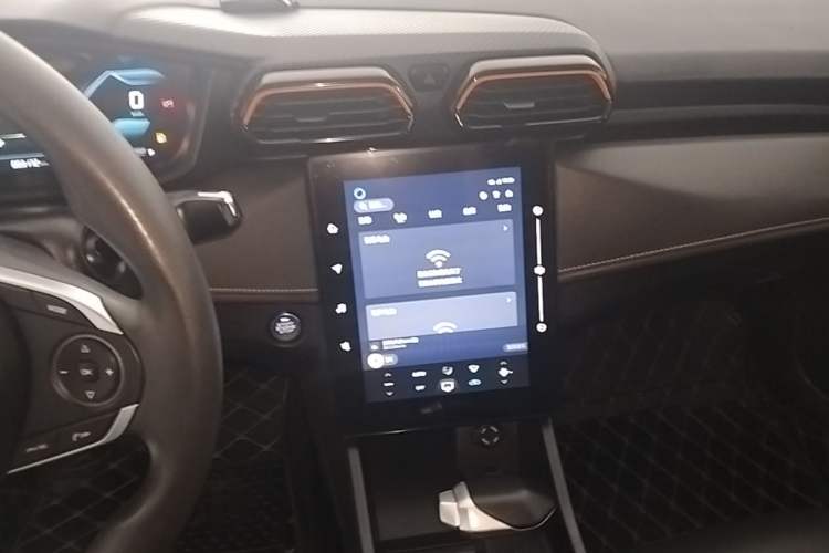 Used Dongfeng Aeolus Yixuan 2024 1.5L Automatic JingSu Edition Audio And AC Panel