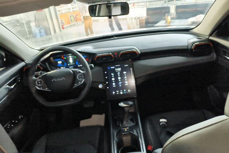 Used Dongfeng Aeolus Yixuan 2024 1.5L Automatic JingSu Edition Center Console