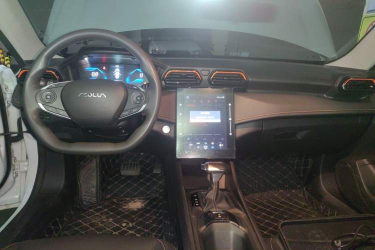 Used Dongfeng Aeolus Yixuan 2024 1.5L Automatic JingSu Edition Center Console