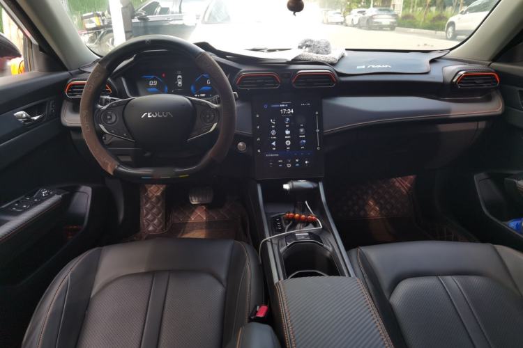 Used Dongfeng Aeolus Yixuan 2024 1.5L Automatic JingSu Edition Center Console