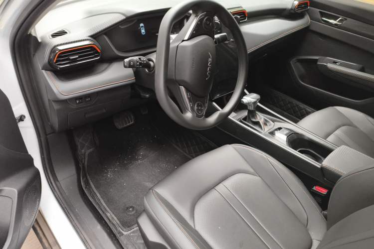 Used Dongfeng Aeolus Yixuan 2024 1.5L Automatic JingSu Edition Center Console