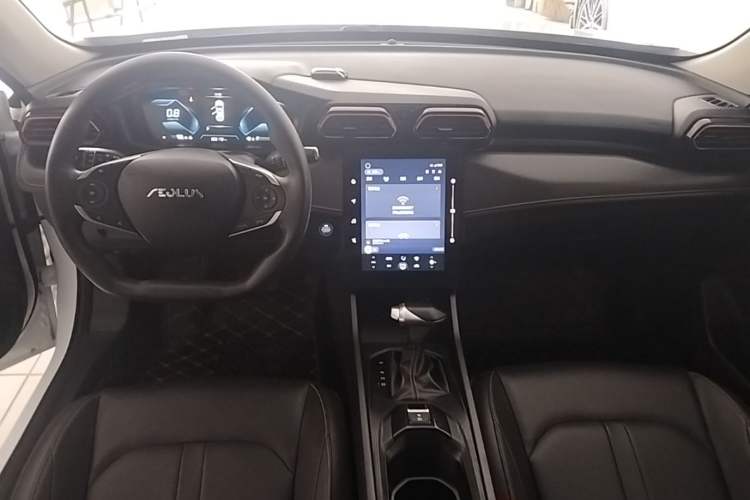 Used Dongfeng Aeolus Yixuan 2024 1.5L Automatic JingSu Edition Center Console