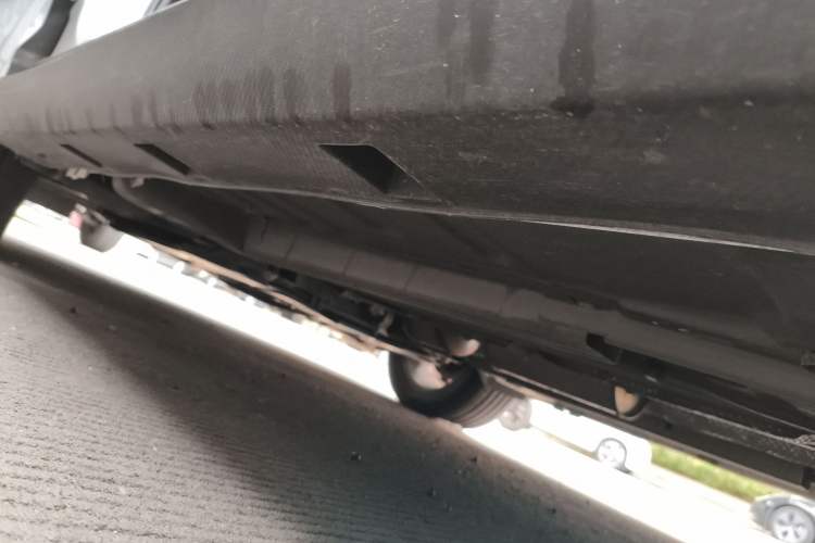 Used Dongfeng Aeolus Yixuan 2024 1.5L Automatic JingSu Edition Chassis Front Left
