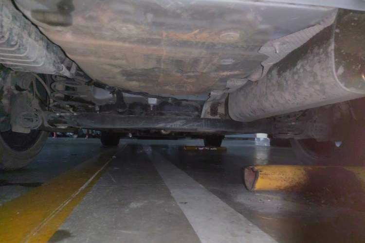 Used Dongfeng Aeolus Yixuan 2024 1.5L Automatic JingSu Edition Chassis Rear