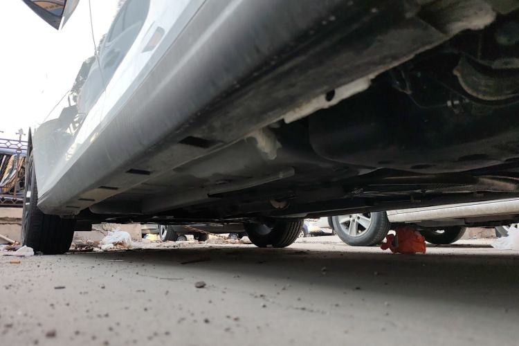 Used Dongfeng Aeolus Yixuan 2024 1.5L Automatic JingSu Edition Chassis Rear Left
