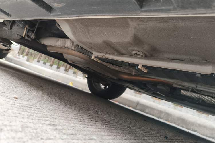 Used Dongfeng Aeolus Yixuan 2024 1.5L Automatic JingSu Edition Chassis Rear Right