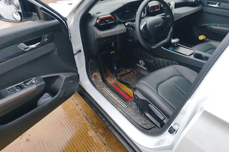 Used Dongfeng Aeolus Yixuan 2024 1.5L Automatic JingSu Edition Driver Seat
