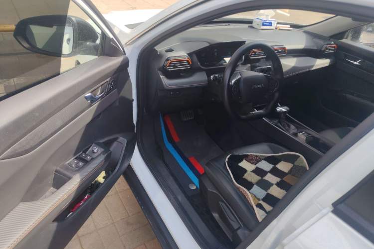 Used Dongfeng Aeolus Yixuan 2024 1.5L Automatic JingSu Edition Driver Seat