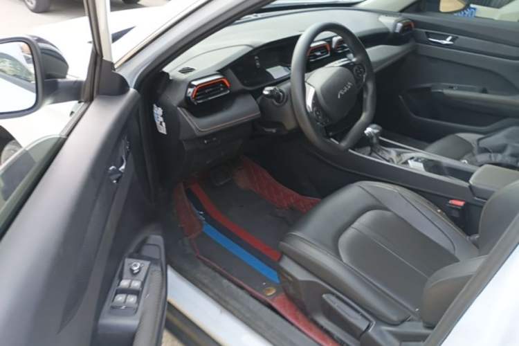 Used Dongfeng Aeolus Yixuan 2024 1.5L Automatic JingSu Edition Driver Seat