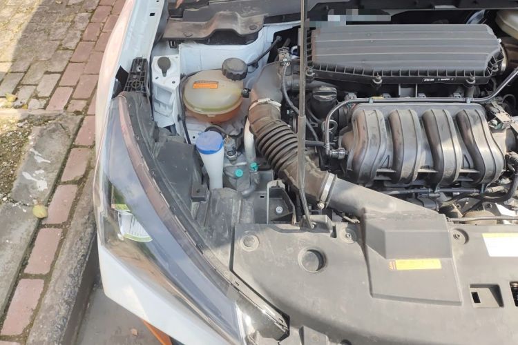 Used Dongfeng Aeolus Yixuan 2024 1.5L Automatic JingSu Edition Engine Bay Right