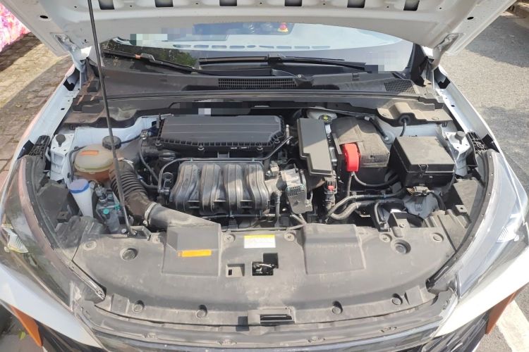 Used Dongfeng Aeolus Yixuan 2024 1.5L Automatic JingSu Edition Engine Bay