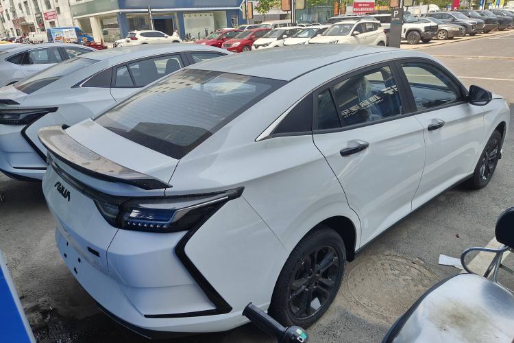 Used Dongfeng Aeolus Yixuan 2024 1.5L Automatic JingSu Edition Exterior 1