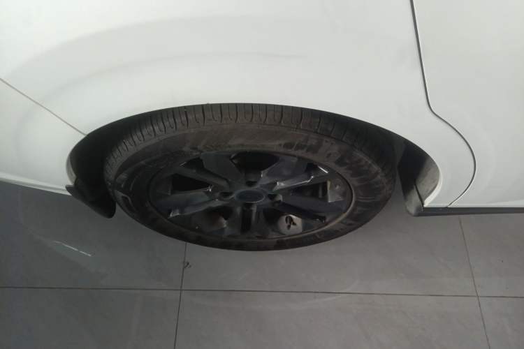 Used Dongfeng Aeolus Yixuan 2024 1.5L Automatic JingSu Edition Exterior 8