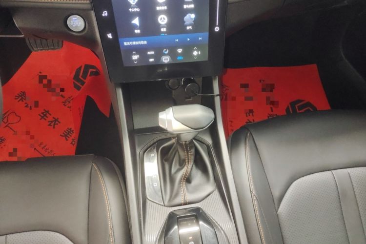 Used Dongfeng Aeolus Yixuan 2024 1.5L Automatic JingSu Edition Gear Lever