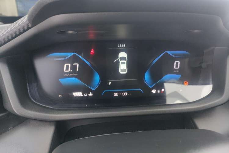Used Dongfeng Aeolus Yixuan 2024 1.5L Automatic JingSu Edition Instrument Cluster