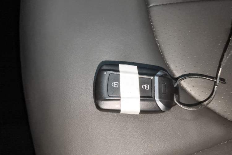 Used Dongfeng Aeolus Yixuan 2024 1.5L Automatic JingSu Edition Interior 1