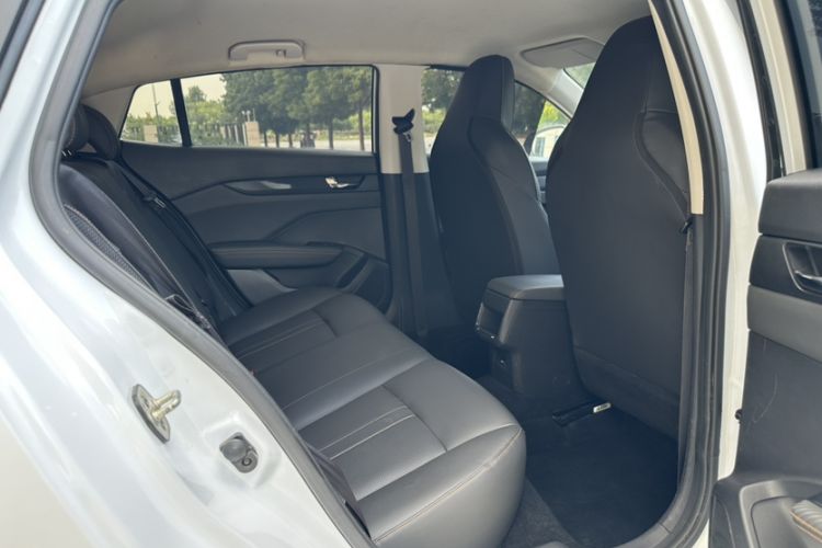 Used Dongfeng Aeolus Yixuan 2024 1.5L Automatic JingSu Edition Interior 3