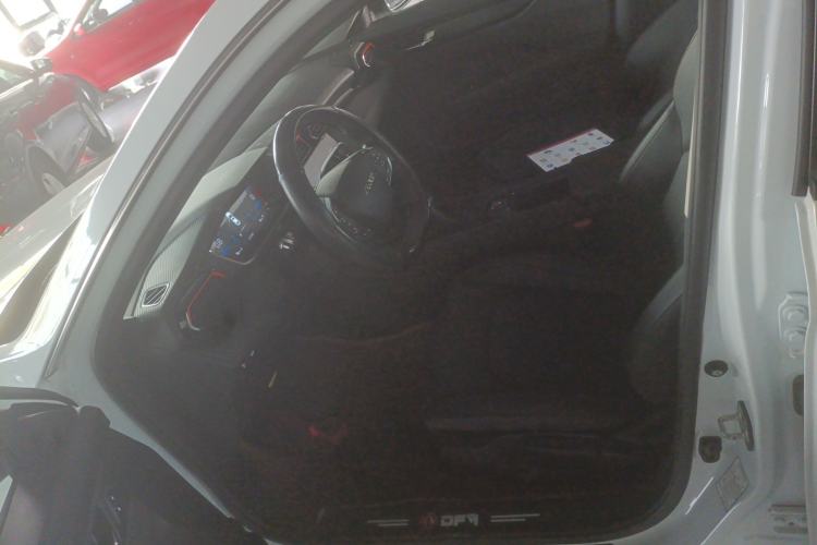 Used Dongfeng Aeolus Yixuan 2024 1.5L Automatic JingSu Edition Interior 3