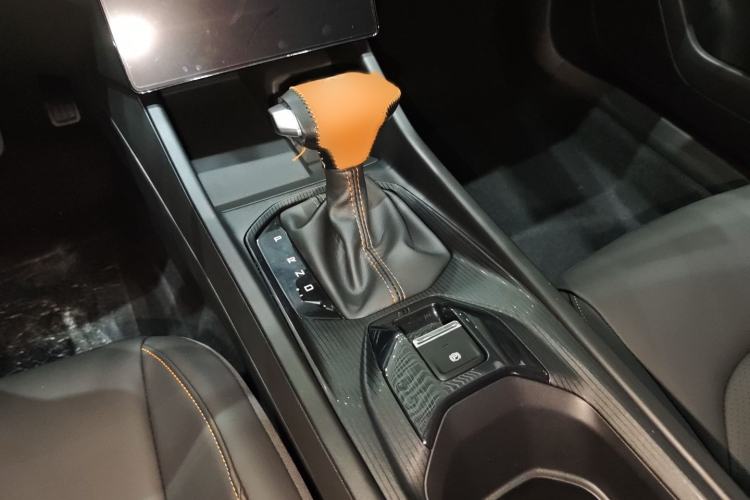Used Dongfeng Aeolus Yixuan 2024 1.5L Automatic JingSu Edition Interior 5