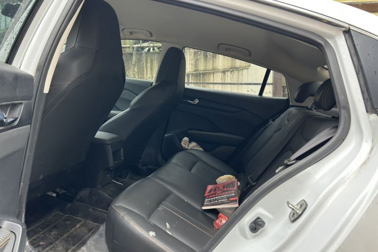 Used Dongfeng Aeolus Yixuan 2024 1.5L Automatic JingSu Edition Interior 5