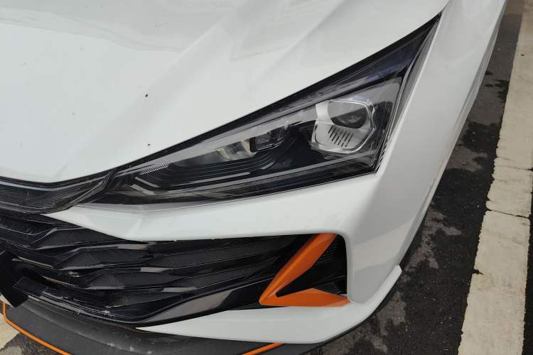 Used Dongfeng Aeolus Yixuan 2024 1.5L Automatic JingSu Edition Left Front Headlight