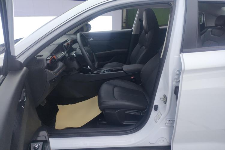 Used Dongfeng Aeolus Yixuan 2024 1.5L Automatic JingSu Edition Left Front Seat