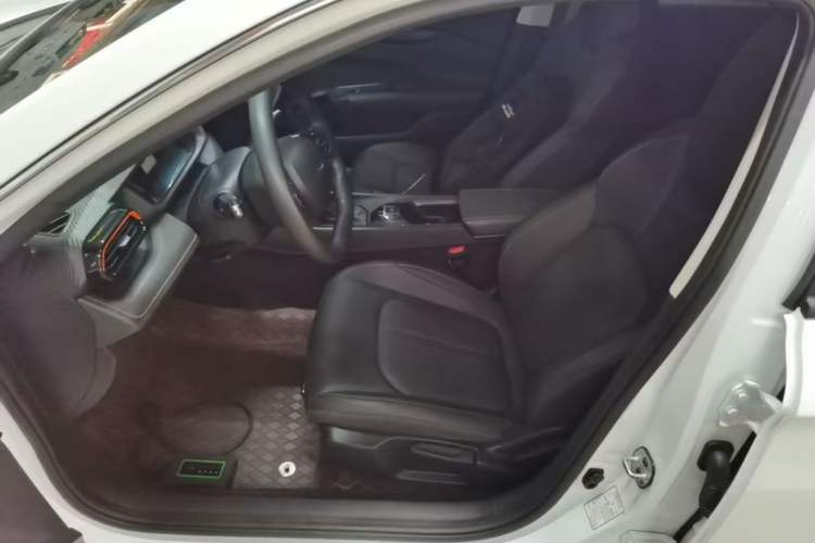 Used Dongfeng Aeolus Yixuan 2024 1.5L Automatic JingSu Edition Left Front Seat