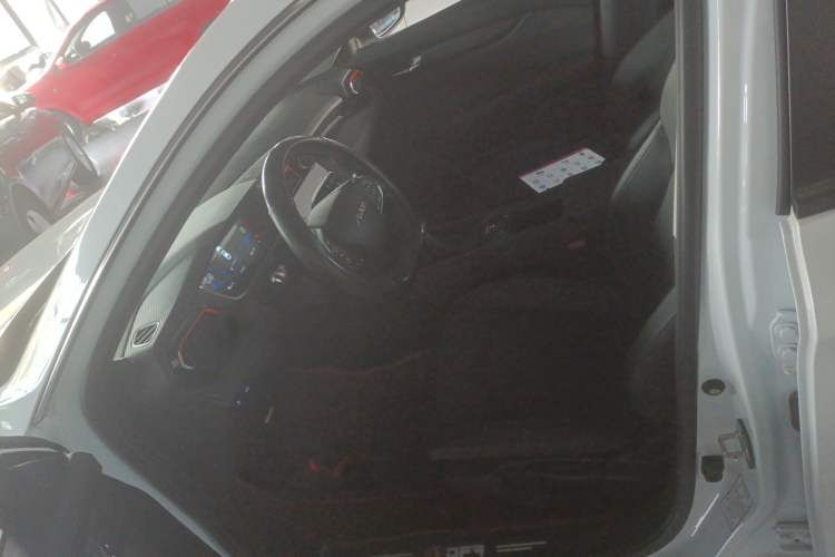Used Dongfeng Aeolus Yixuan 2024 1.5L Automatic JingSu Edition Left Front Seat
