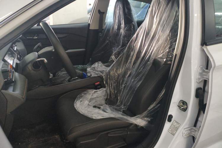 Used Dongfeng Aeolus Yixuan 2024 1.5L Automatic JingSu Edition Left Front Seat