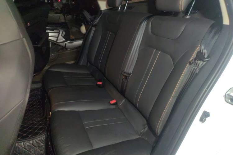 Used Dongfeng Aeolus Yixuan 2024 1.5L Automatic JingSu Edition Left Rear Seat