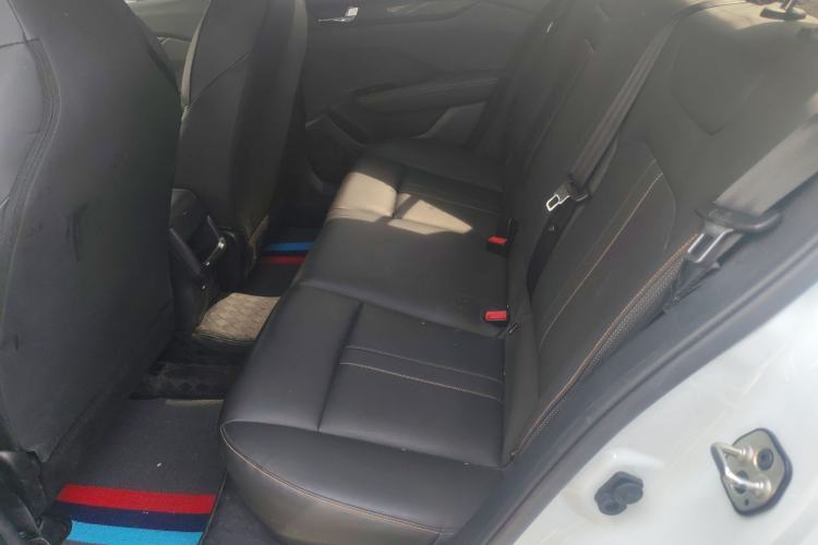 Used Dongfeng Aeolus Yixuan 2024 1.5L Automatic JingSu Edition Left Rear Seat