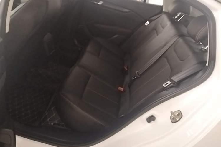 Used Dongfeng Aeolus Yixuan 2024 1.5L Automatic JingSu Edition Left Rear Seat