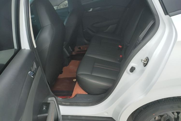 Used Dongfeng Aeolus Yixuan 2024 1.5L Automatic JingSu Edition Left Rear Seat