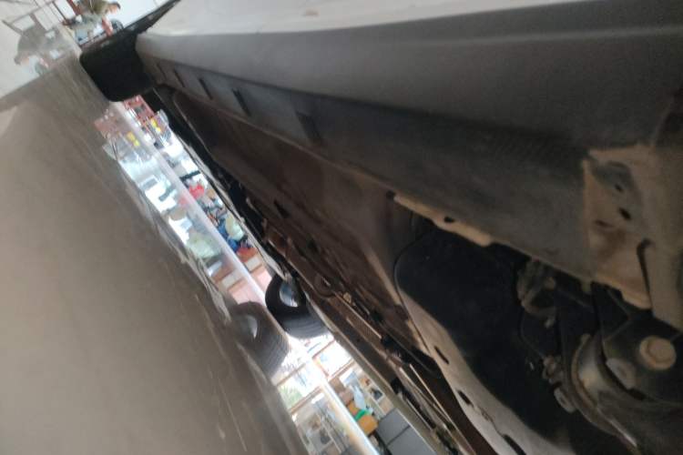 Used Dongfeng Aeolus Yixuan 2024 1.5L Automatic JingSu Edition Left Side Sill