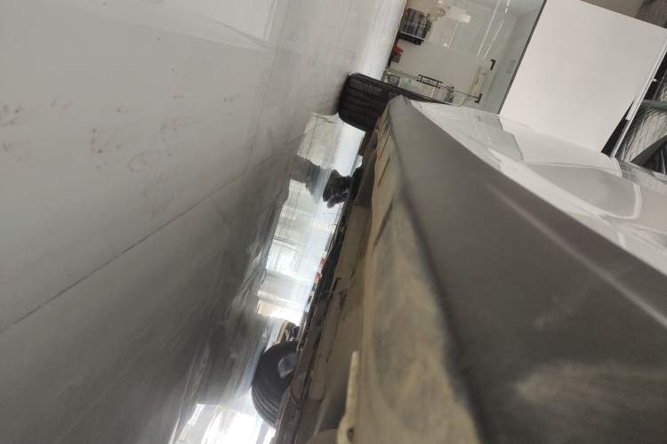 Used Dongfeng Aeolus Yixuan 2024 1.5L Automatic JingSu Edition Left Side Sill
