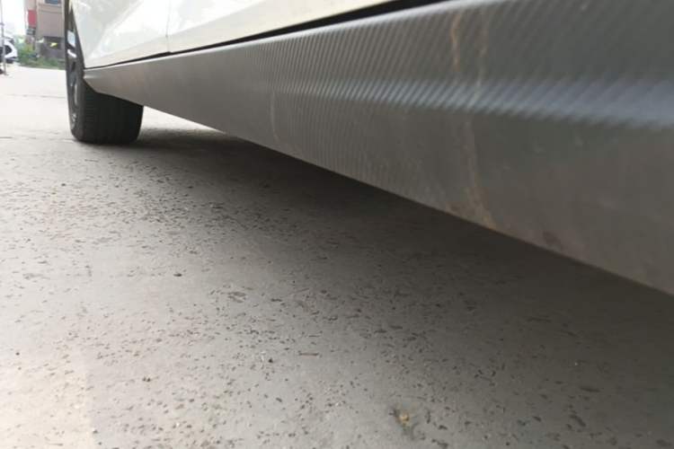 Used Dongfeng Aeolus Yixuan 2024 1.5L Automatic JingSu Edition Left Side Sill