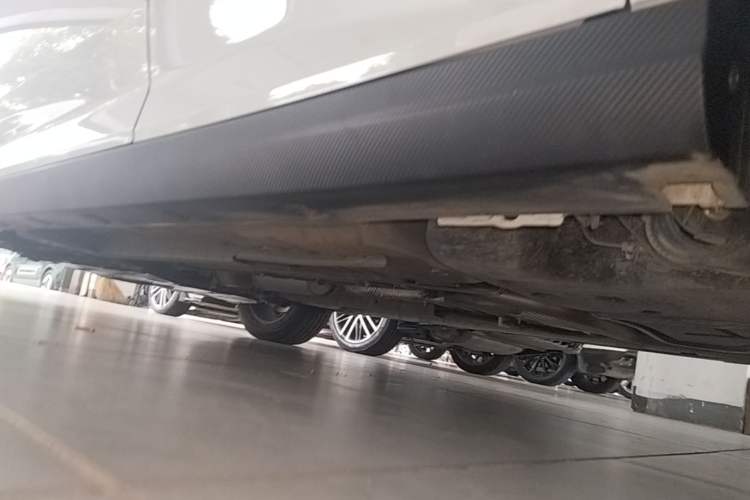 Used Dongfeng Aeolus Yixuan 2024 1.5L Automatic JingSu Edition Left Side Sill