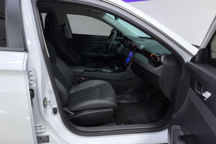 Used Dongfeng Aeolus Yixuan 2024 1.5L Automatic JingSu Edition Right Front Seat