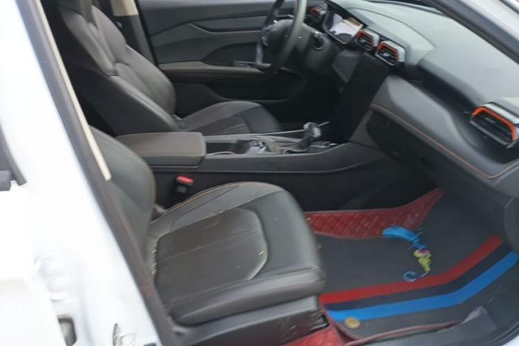 Used Dongfeng Aeolus Yixuan 2024 1.5L Automatic JingSu Edition Right Front Seat
