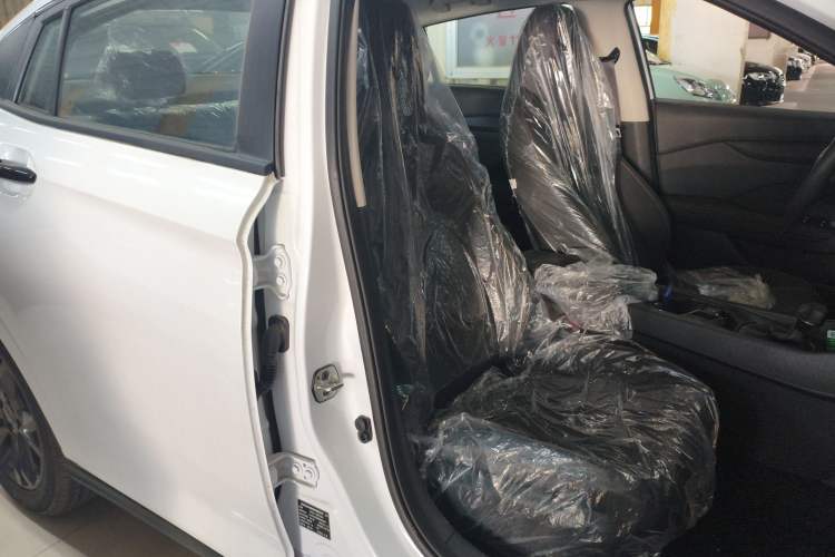 Used Dongfeng Aeolus Yixuan 2024 1.5L Automatic JingSu Edition Right Front Seat