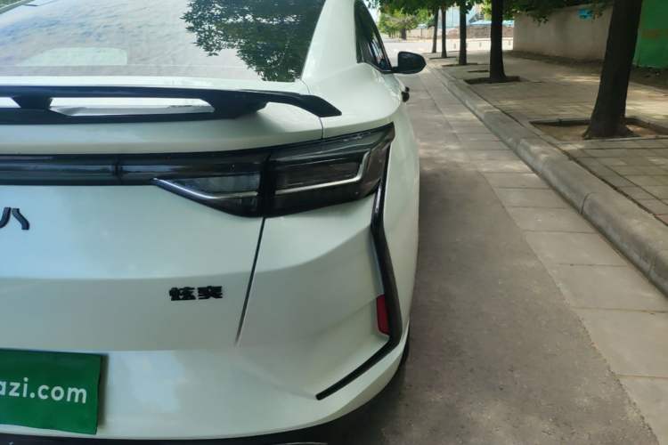 Used Dongfeng Aeolus Yixuan 2024 1.5L Automatic JingSu Edition Right Rear Taillight
