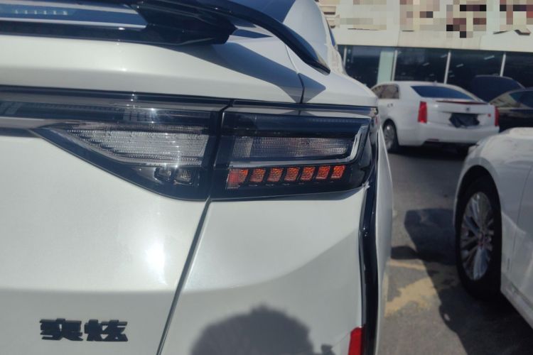 Used Dongfeng Aeolus Yixuan 2024 1.5L Automatic JingSu Edition Right Rear Taillight