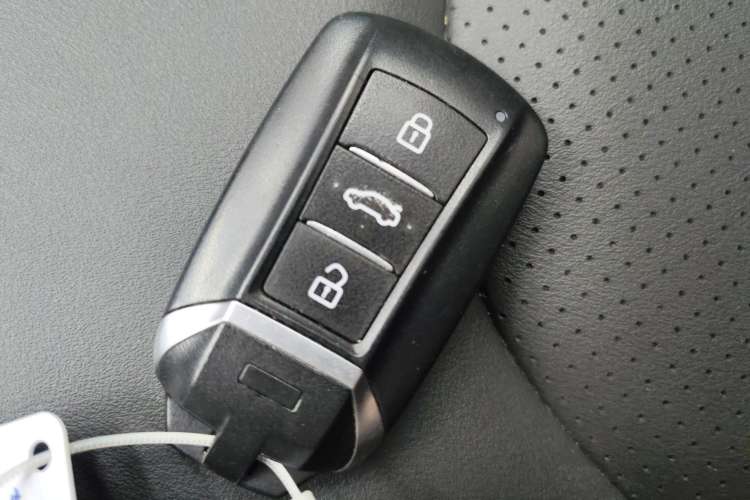 Used Dongfeng Aeolus Yixuan 2024 1.5L Automatic JingSu Edition Vehicle Key