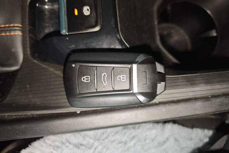 Used Dongfeng Aeolus Yixuan 2024 1.5L Automatic JingSu Edition Vehicle Key