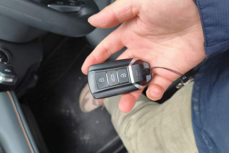 Used Dongfeng Aeolus Yixuan 2024 1.5L Automatic JingSu Edition Vehicle Key